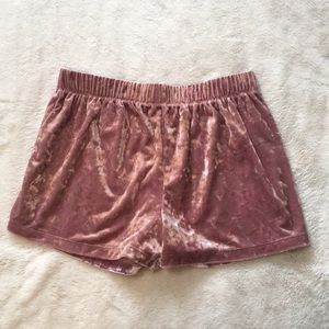 Velvet shorts